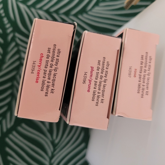 Discontinued Mary Kay Ultra Stay Lip Laquer set of 3 NIB - Picture 3 of 10